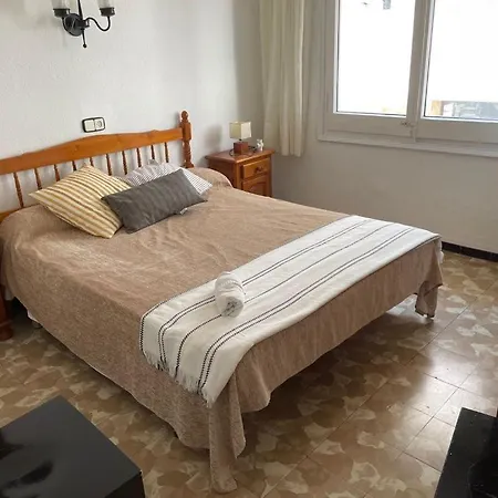 El Roser 1 Πανσιόν *