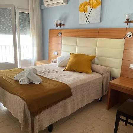 Guest house El Roser 1